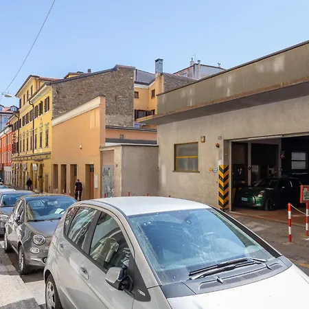 Spazioso Adatto A Famiglie * Trieste