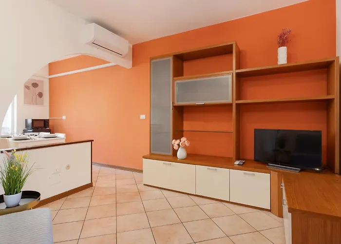 Spazioso Adatto A Famiglie *